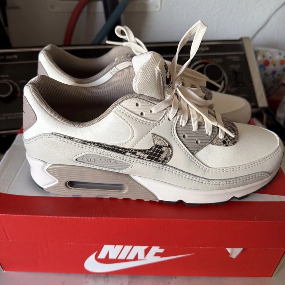 Nike Air Max 90 Snakeskin Light Orewood Brown Multi-Color HV4915-100 Women's